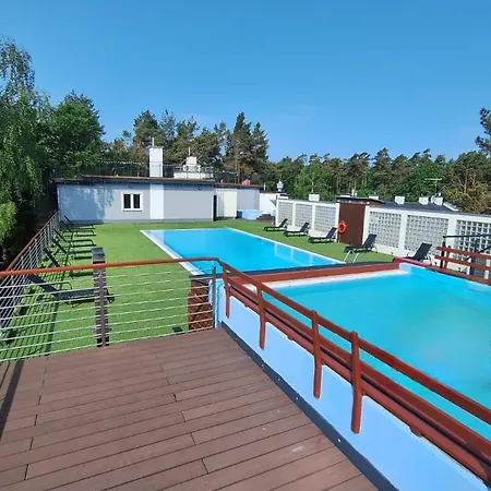 4b Blue Marine Basen Brodziki Plac Zabaw The Of Przy Plaz Apartment Poddąbie