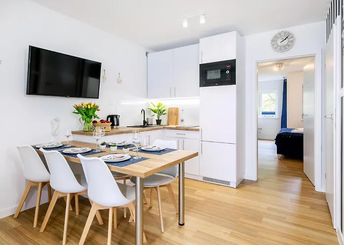 Lägenhet 4b Blue Marine Basen Brodziki Plac Zabaw The Of Przy Plaz Poddąbie